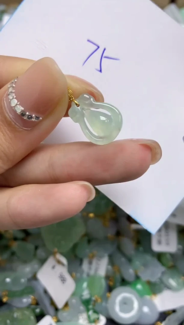 【闪购商品】翡翠颈饰18K金镶嵌   天然A货翡翠