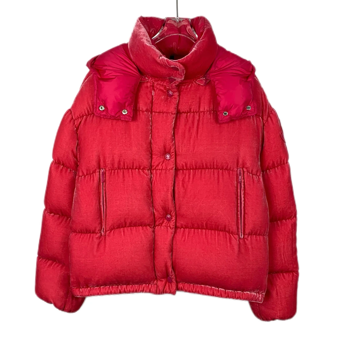 H10408 Moncler 蒙口 红色徽标丝绒羽绒服拉链外套 0 XS码 95新