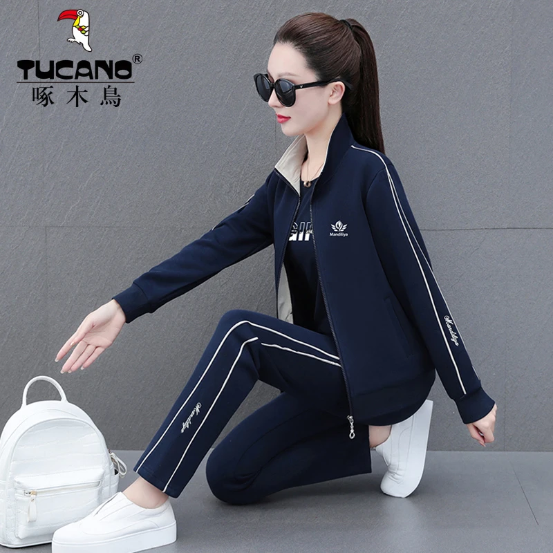 秋季休闲运动套装女2023新款春秋款宽松大码显瘦减龄遮肉三件套装