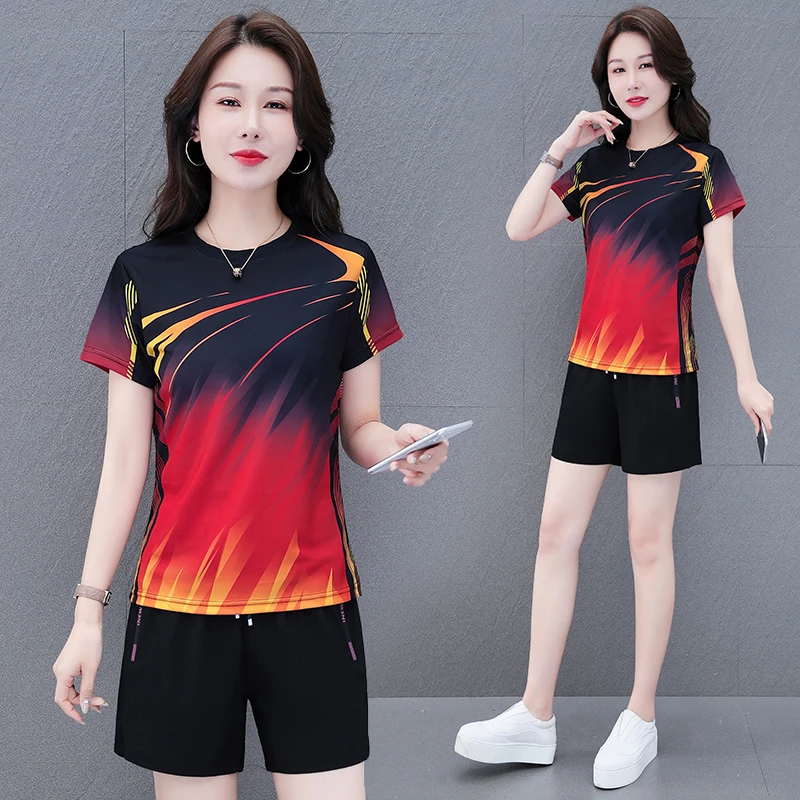 冰丝速干五分裤运动套装女夏2023新款中年妈妈短袖休闲跑步两件套
