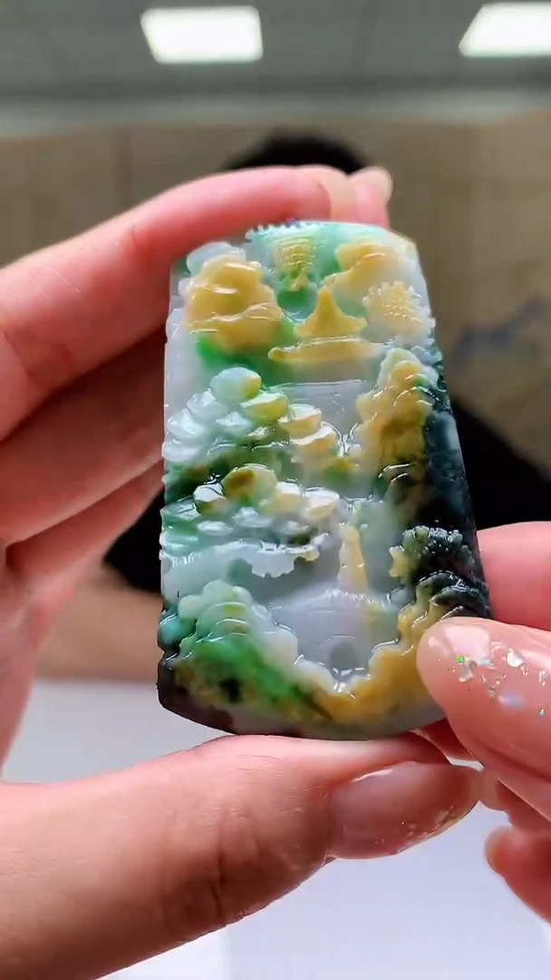 【闪购商品】定制翡翠未镶嵌4837MM-毛货挂件20