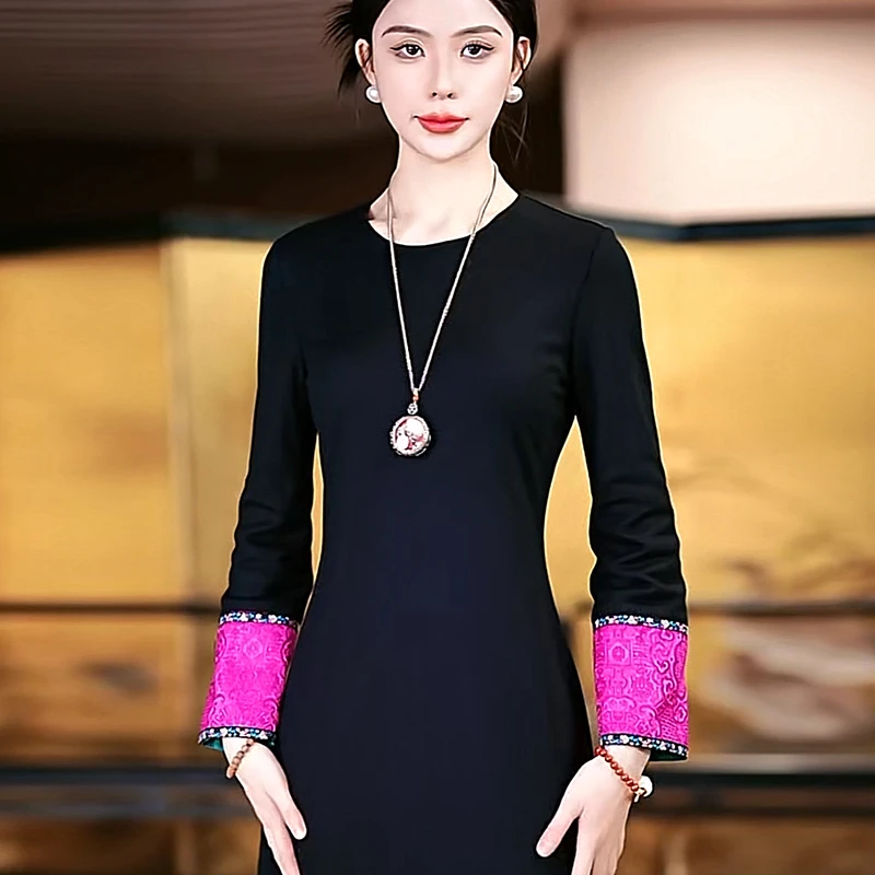 复古日记“芳菲漫”极简新国风显瘦斜裁黑色百搭羊毛连衣裙247L7432