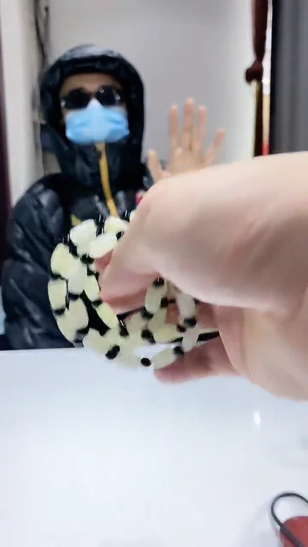 【闪购商品】烟晶手链银S925镶嵌和田玉手串