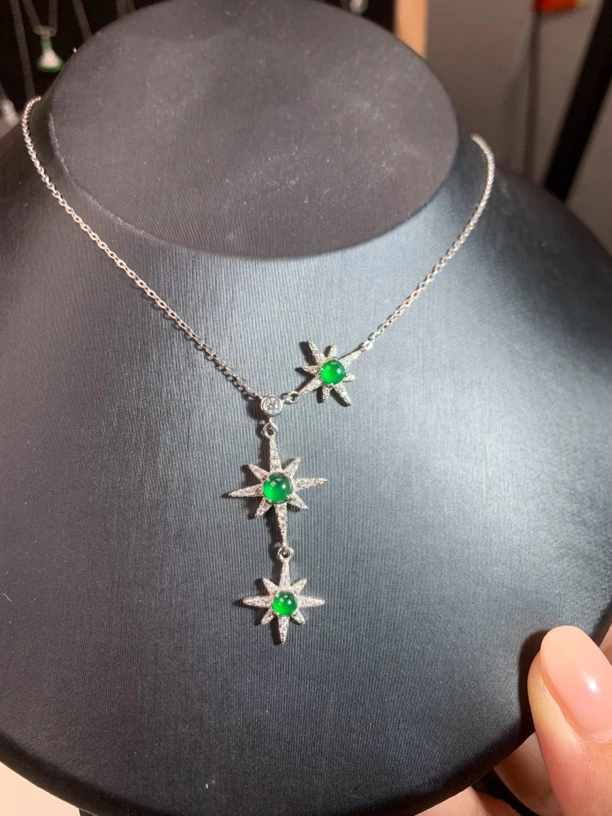 天然A货翡翠s925银明星同款六芒星设计师时尚满钻项链