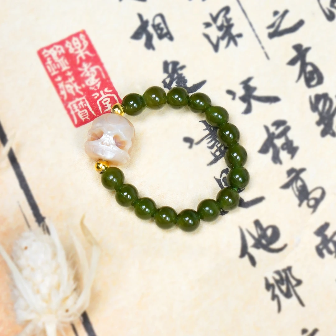 天然俄罗斯碧玉戒指雕刻珍珠阿呆小巧精致QF-J06