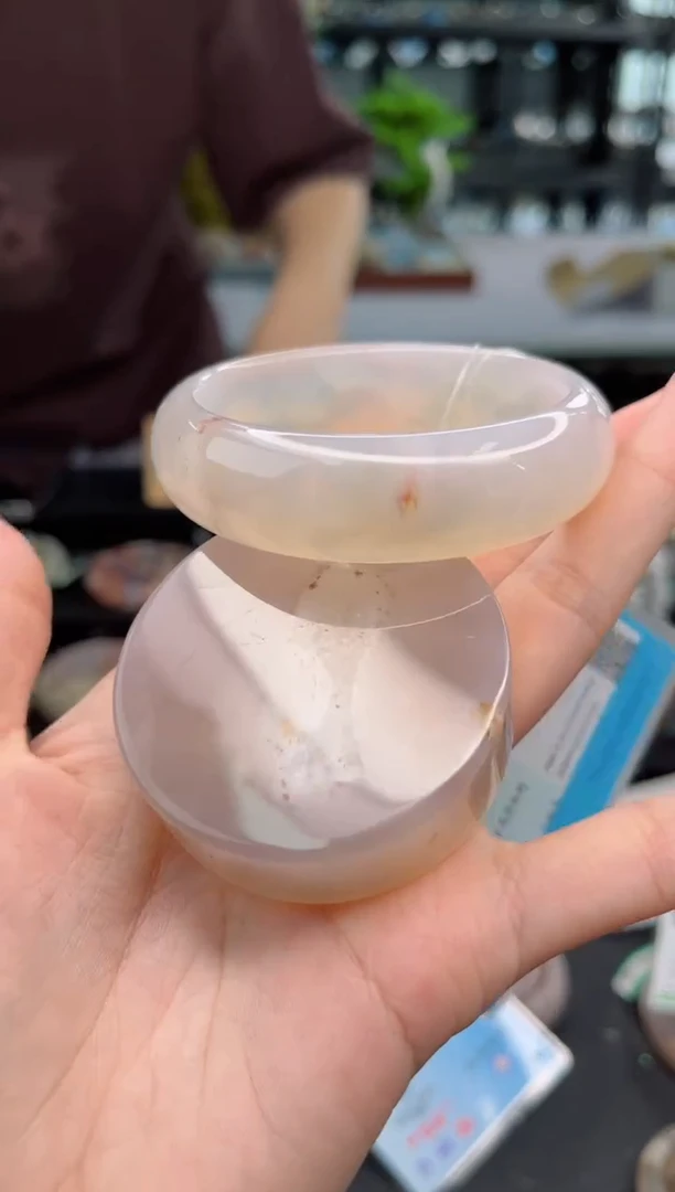 【闪购商品】石英质玉手镯未镶嵌53圈口（赠品镯心）1538736