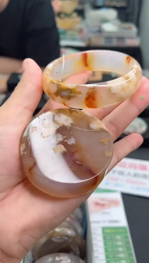 【闪购商品】石英质玉手镯未镶嵌58圈口（赠品镯心）3538153