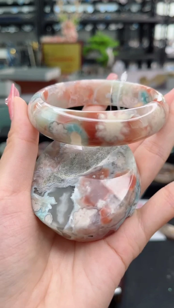 【闪购商品】石英质玉手镯未镶嵌61圈口（赠品镯心）5S825