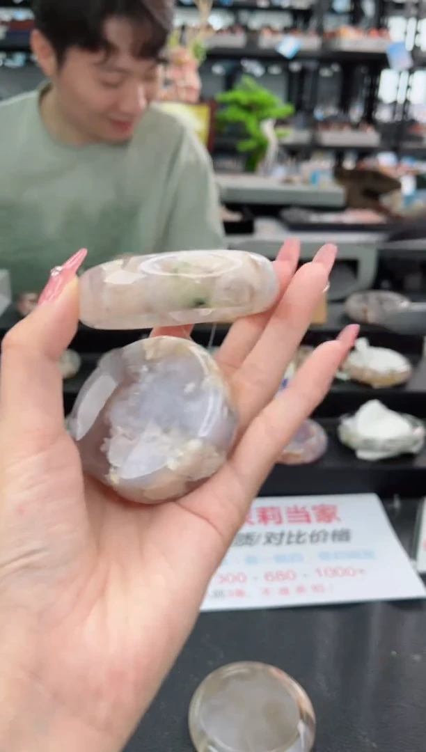 【闪购商品】石英质玉手镯未镶嵌56圈口(赠品镯心)1539226