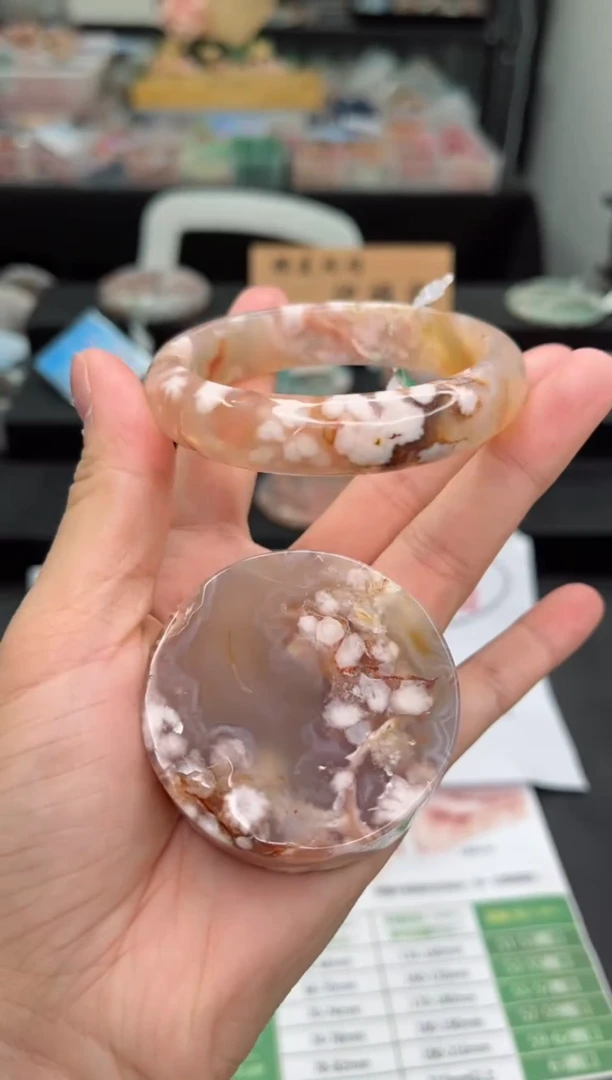 【闪购商品】石英质玉手镯未镶嵌55圈口（不退不换）3537107