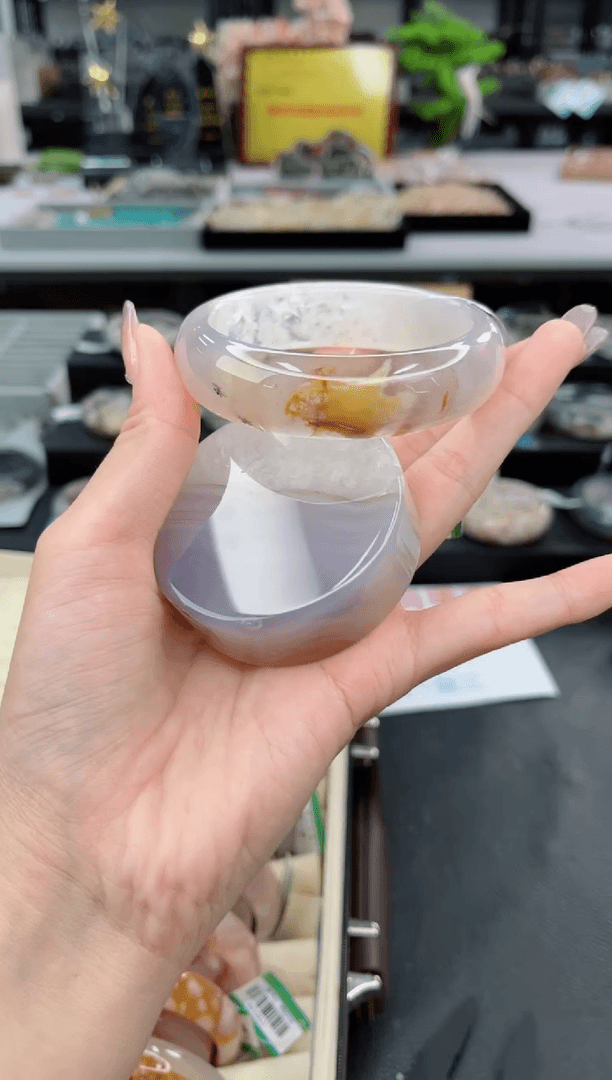 【闪购商品】石英质玉手镯未镶嵌59圈口（赠品镯心）6428167