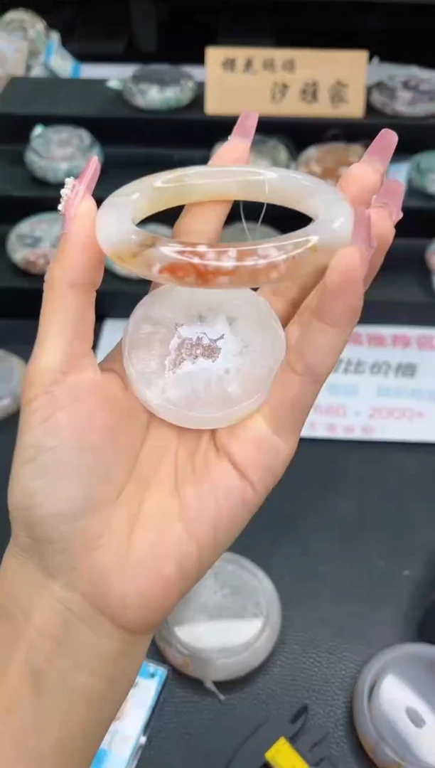 【闪购商品】石英质玉手镯未镶嵌57圈口（赠品镯心）3448234