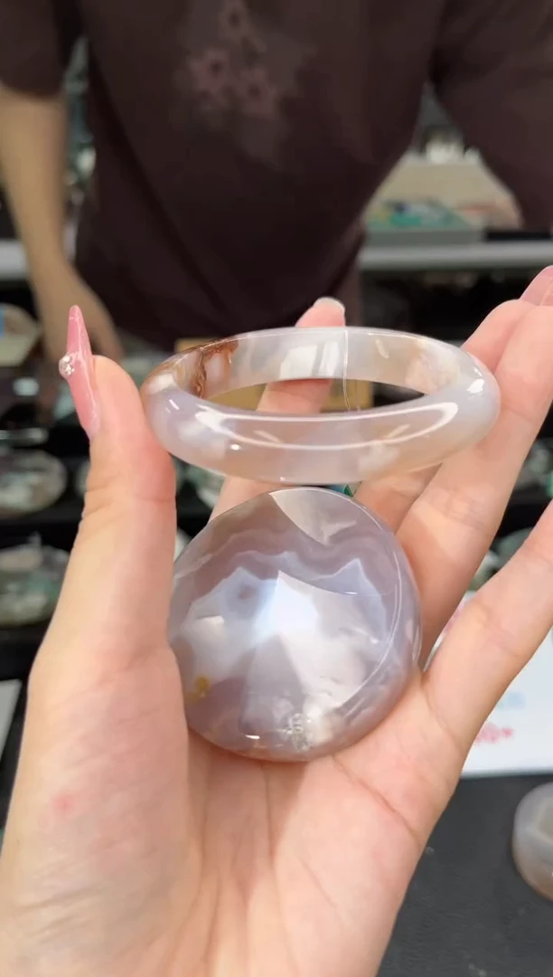 【闪购商品】石英质玉手镯未镶嵌53圈口（赠品镯心）1456003