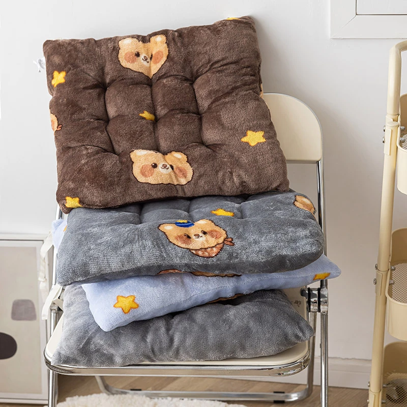 防滑加厚牛奶绒坐垫学生宿舍教室久坐办公室座椅凳子屁股垫子靠垫