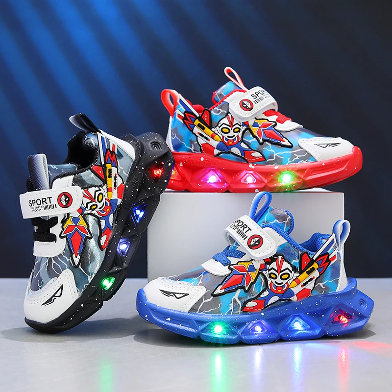 奥特曼鞋子男童春秋运动鞋软底带灯防滑男孩子发光鞋中小童老爹鞋