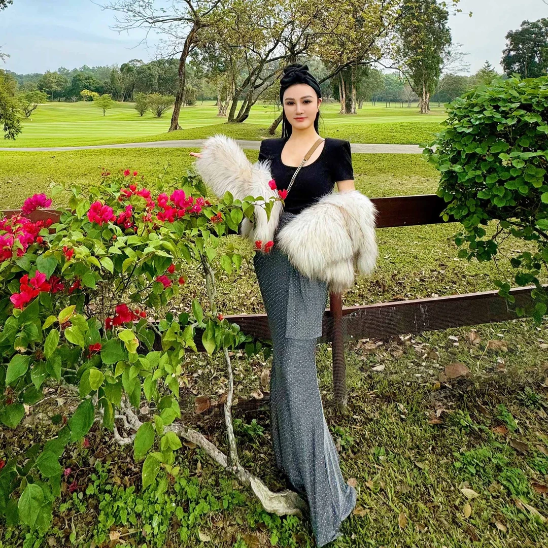 【星姐推荐】星原创高级定制【光影疏离】设计师烫钻修身度假风半身裙