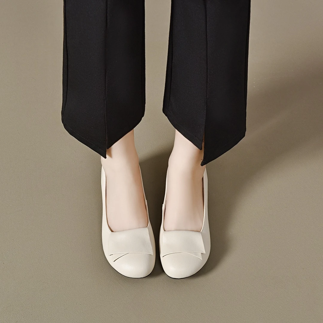 真皮浅口单鞋女2024春季新款圆头舒适软底妈妈鞋平底芒果头豆豆鞋