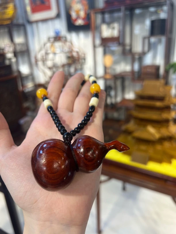 高端赞比亚小叶紫檀葫芦手把件