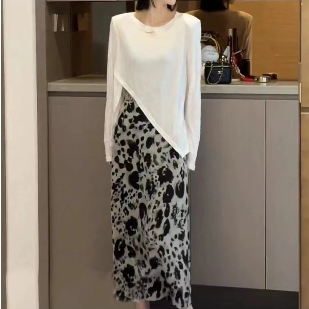 轻熟风时尚套装女夏新款不规则防晒上衣水墨画松紧腰半身裙两件套