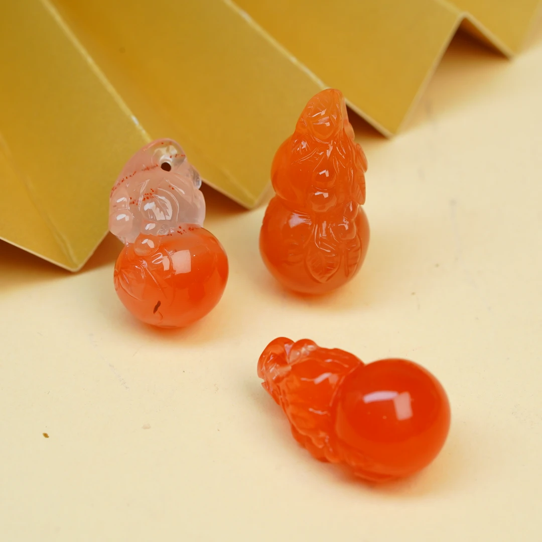 【小北好物】南红吊坠-16QK01X872【多样性发一件】约23*14mm带绳