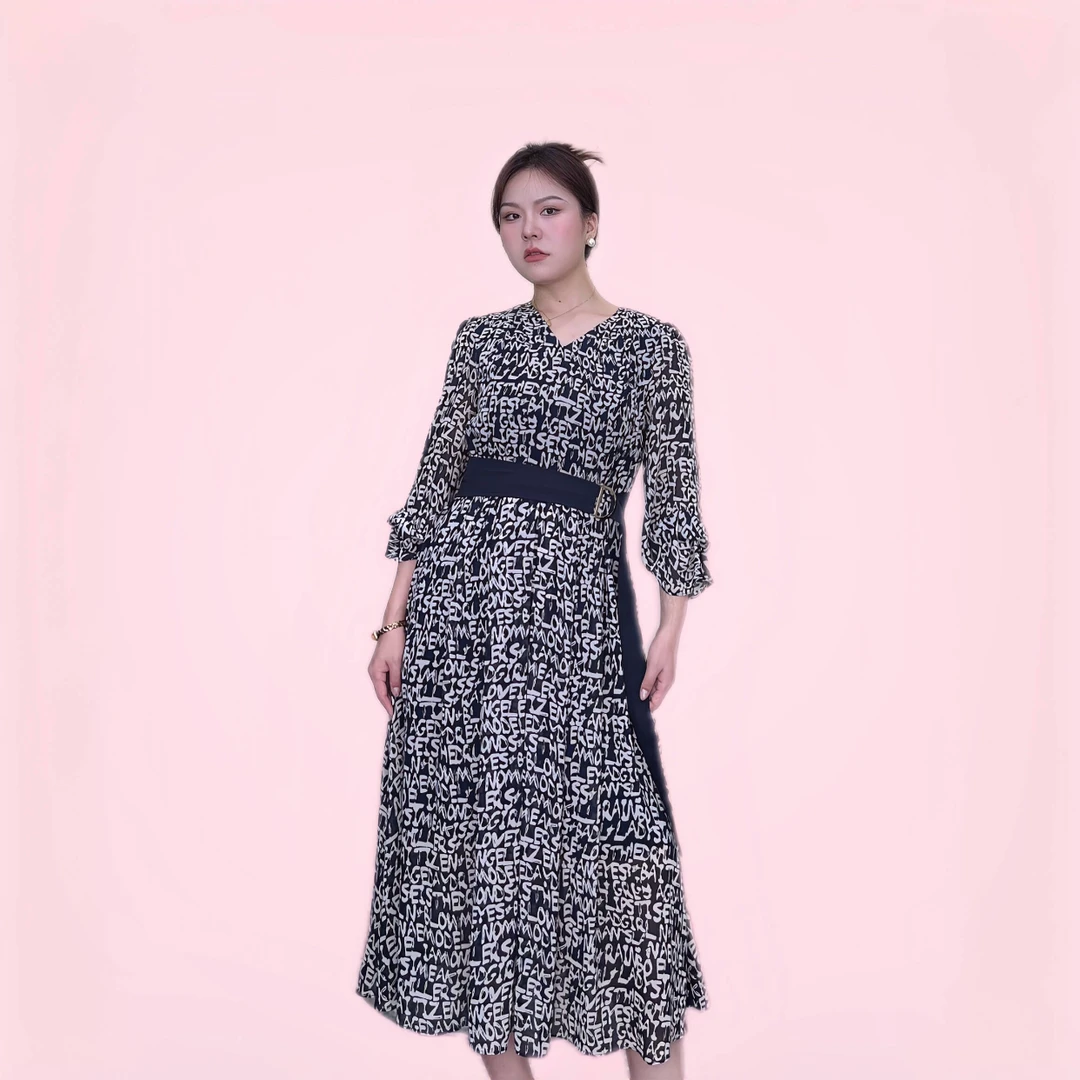 随机连衣裙一件