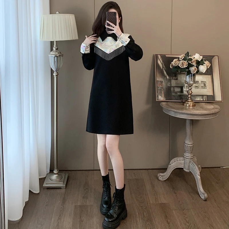 黑色新中式连衣裙女秋冬2025新款显瘦气质高级感加绒直筒卫衣裙子