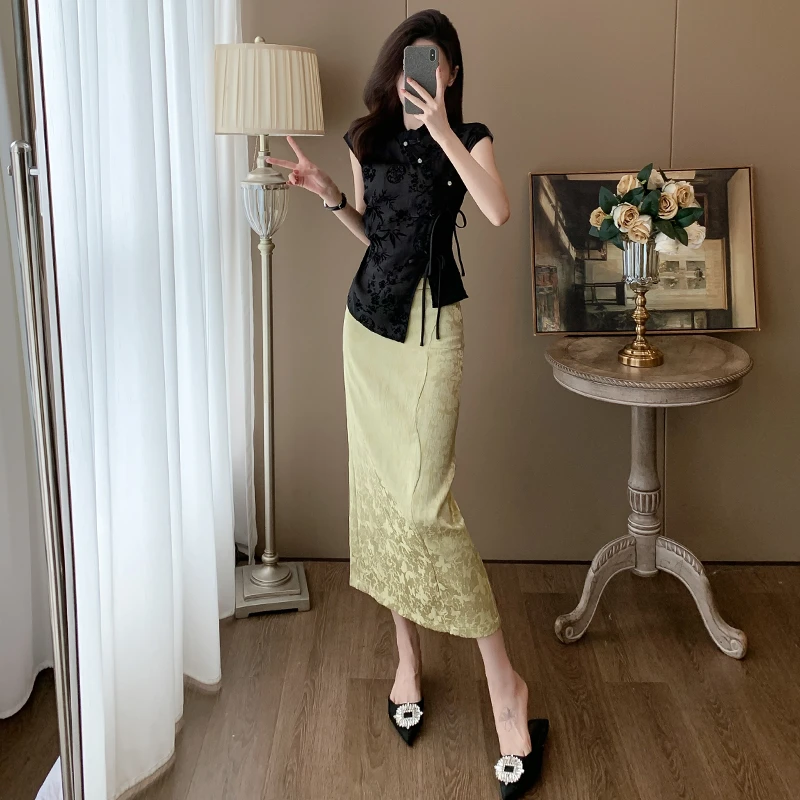 法式小众时尚设计感气质显瘦套装裙女2025夏季新款蕾丝开叉包臀裙