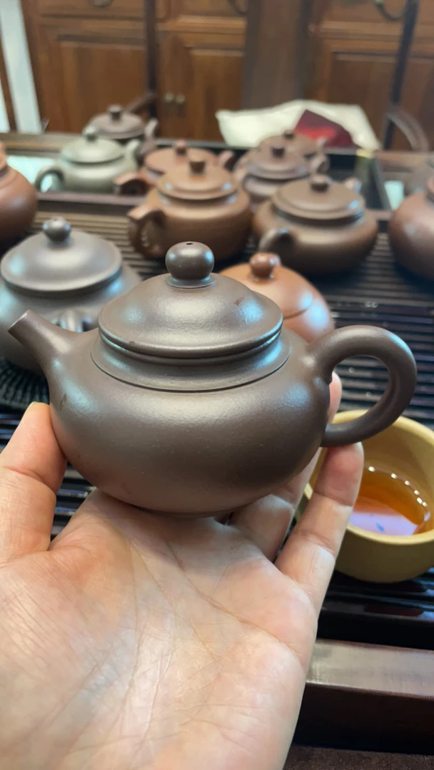 紫砂壶 老紫泥 云肩扁玉