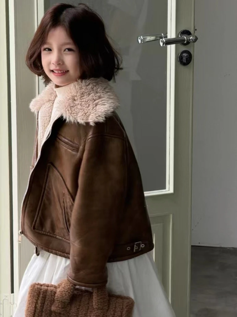 七禧童装2024年秋冬单品中性款氛围感皮毛一体外套