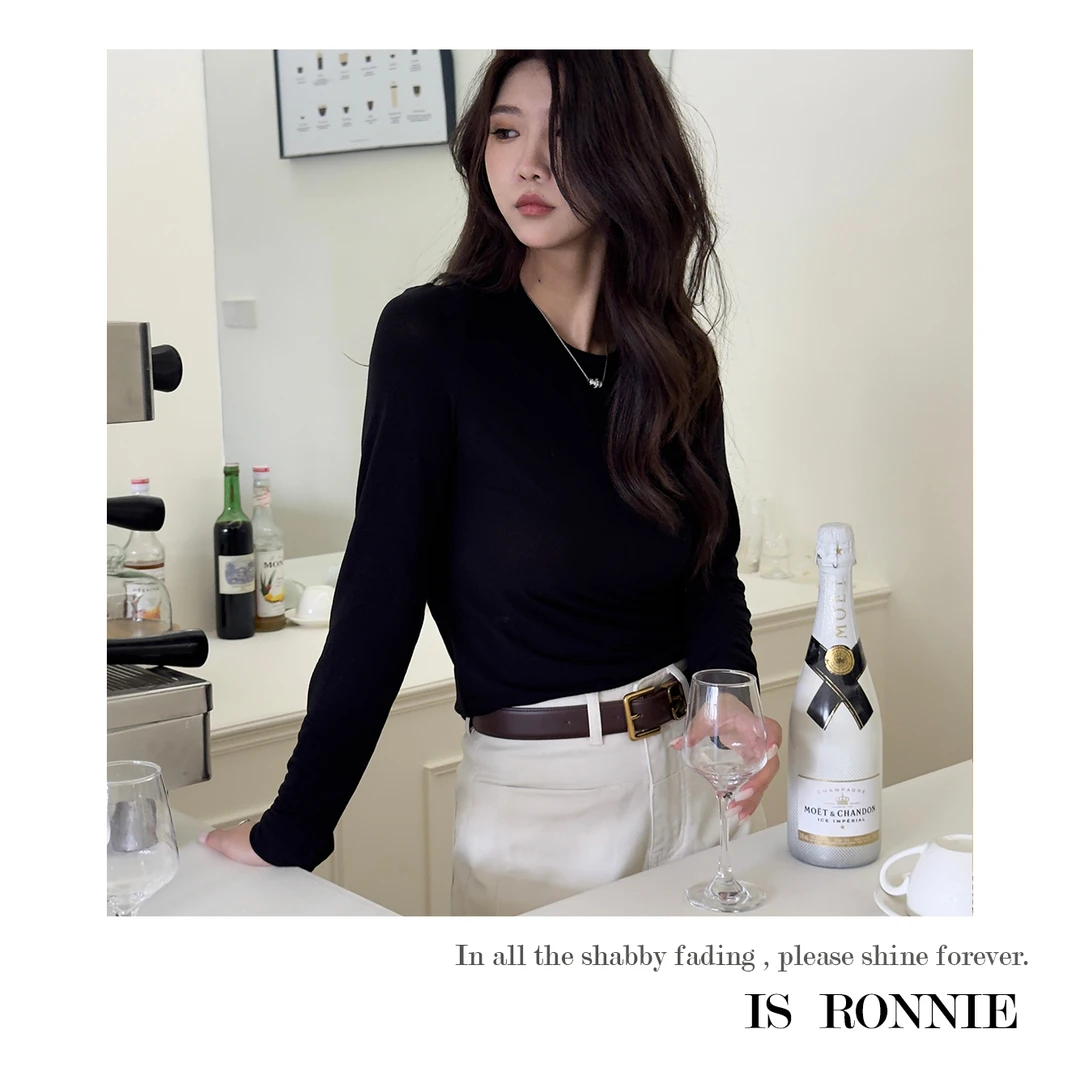 Is Ronnie【面膜T】简约内搭T恤女士百搭款长袖上衣打底衫GC588088