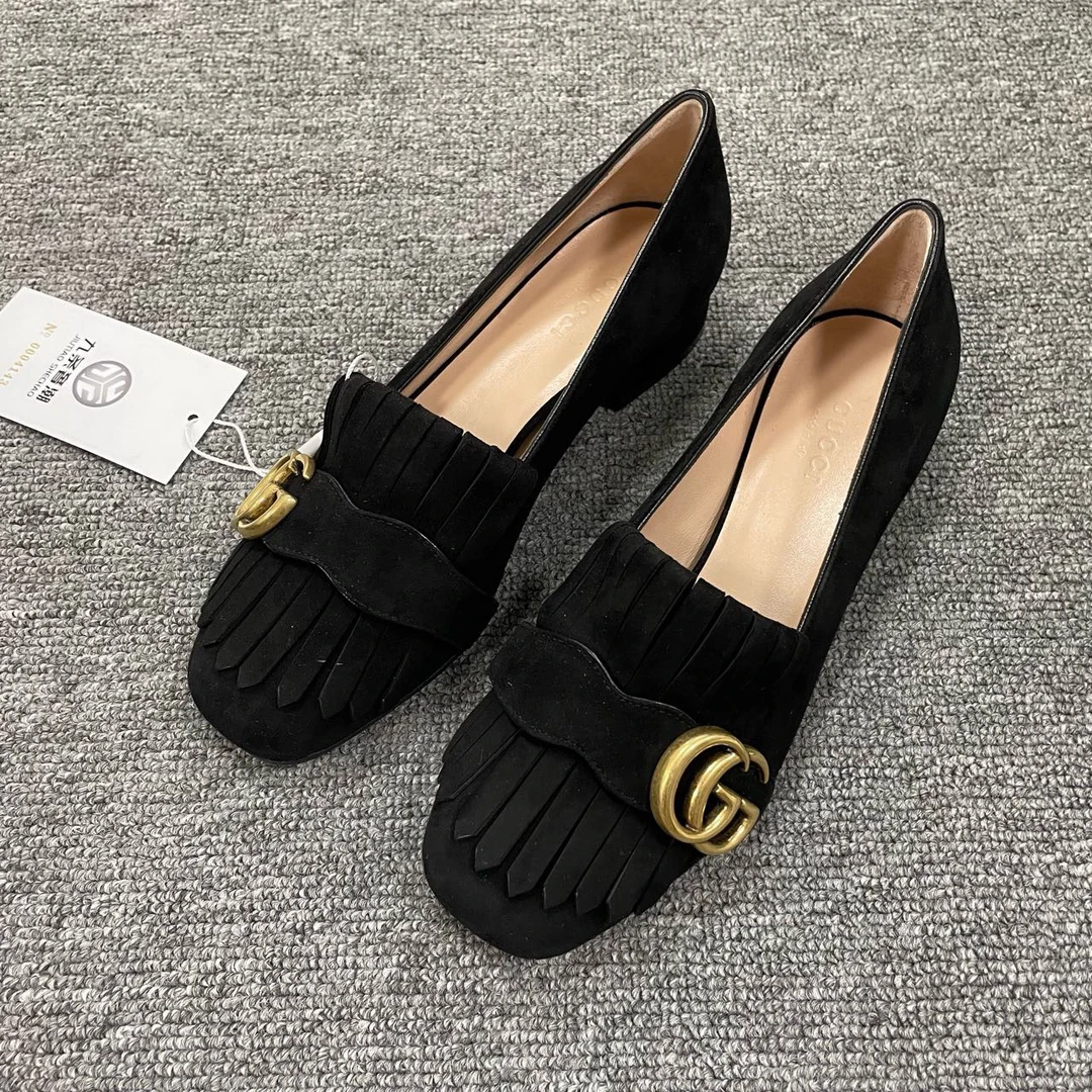 GUCCI/古驰 （有盒）麂皮舒适百搭低跟玛丽珍鞋 35.5码/4143
