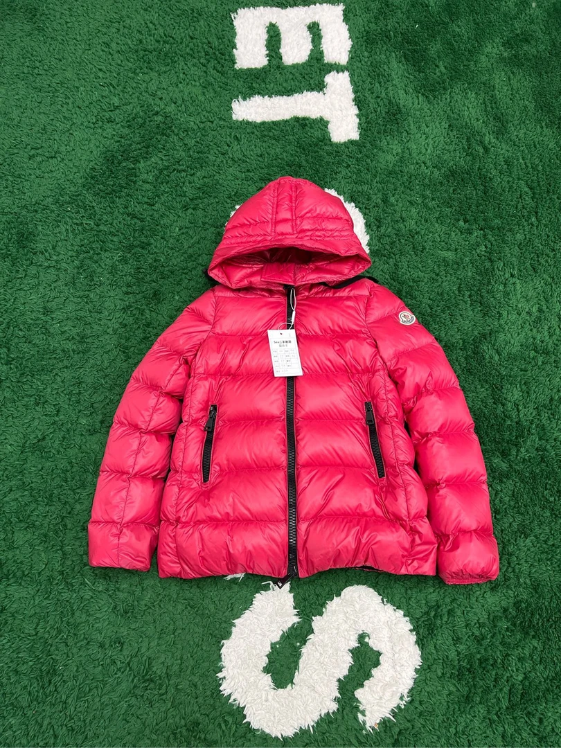MONCLER经典漆面双层拉链纯色连帽羽绒服 00码/0310