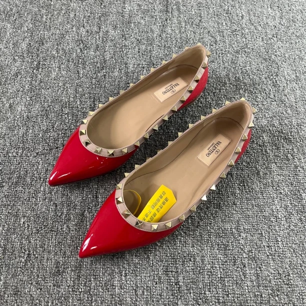 Valentino/华伦天奴一脚蹬平底女单鞋 尺码：38/1643