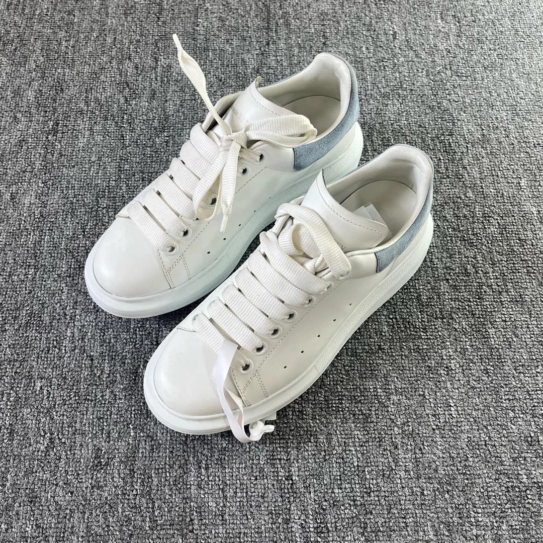 Alexander McQueen/麦昆 光滑小牛皮时尚板鞋 37码/0263
