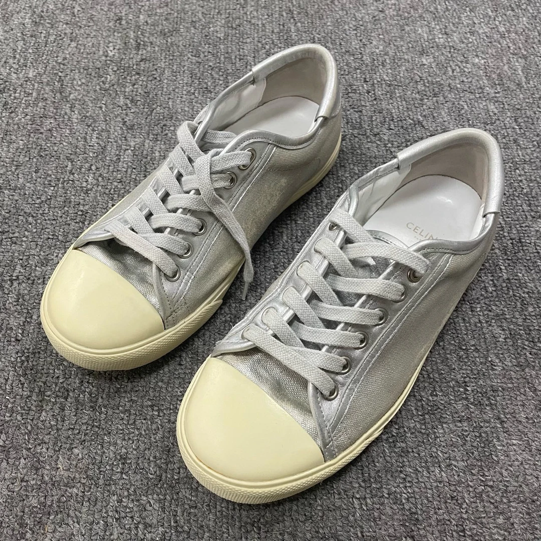 95新 Celine/思琳  CANVAS 圆头系带低帮板鞋 36码/5734