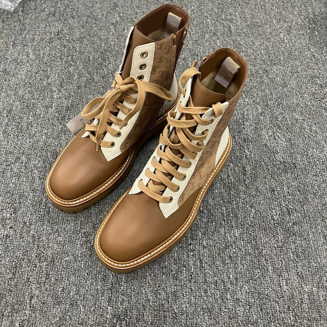 Jimmy Choo/周仰杰 舒适轻便短筒马丁靴 尺码：38/4114