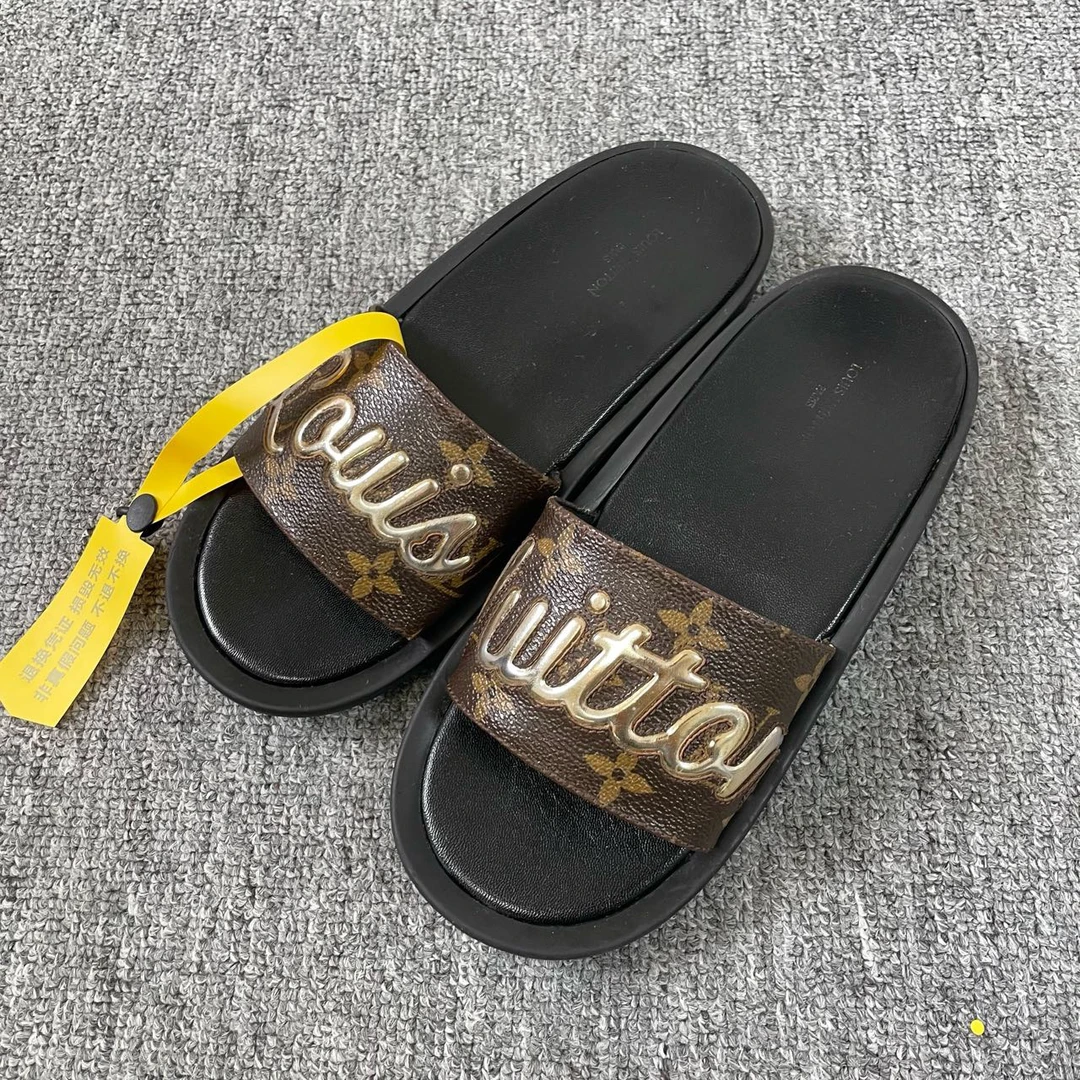 95新 LouisVuitton/路易威登 简约时尚舒适凉鞋 35码/2953