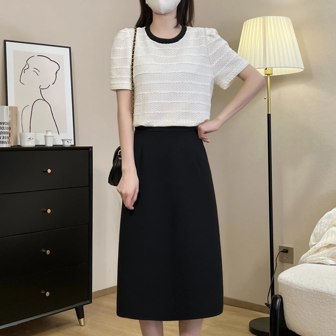 显瘦黑色半身裙2024夏款气质显瘦高腰百搭复古过膝开叉女装a字裙