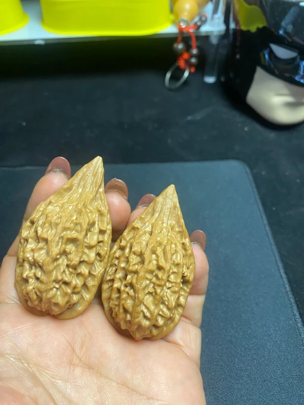 红缨枪文玩核桃，小众高端玩物，皮质通透油蜡皮