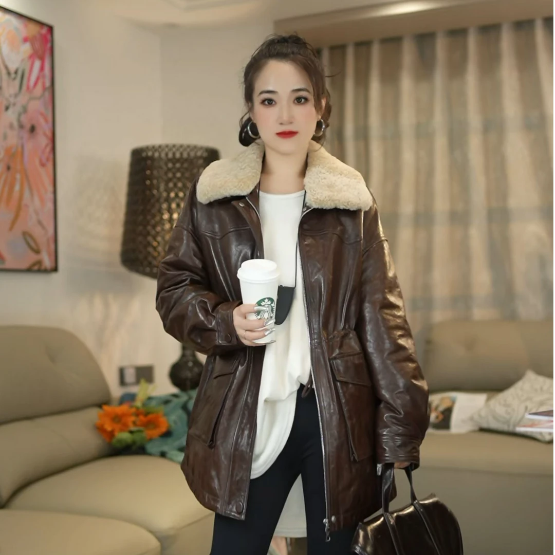 2025“冰岛热恋”网红时尚水晶油蜡皮真皮鹅绒服中长款羽绒外套
