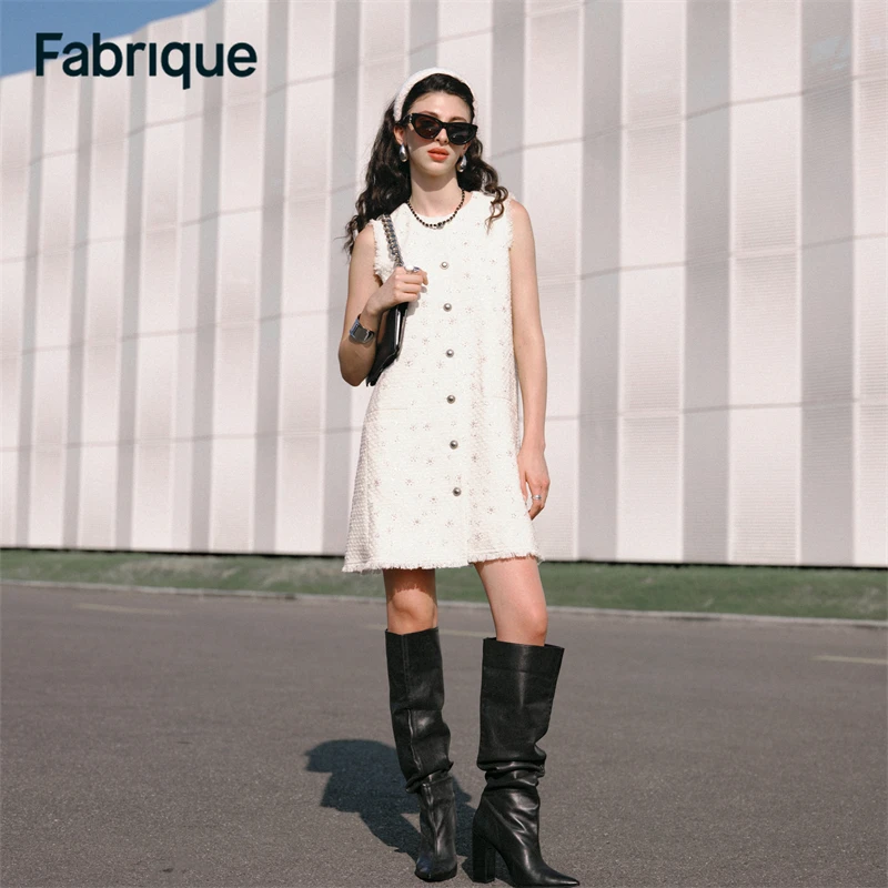 【Fabrique】秋冬新款小白裙钉珠绵羊毛粗花呢毛边无袖单排扣连衣裙