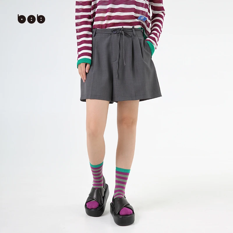 白目自女装西装短裤女夏季小众设计灰色松紧腰显瘦宽松百搭热裤女