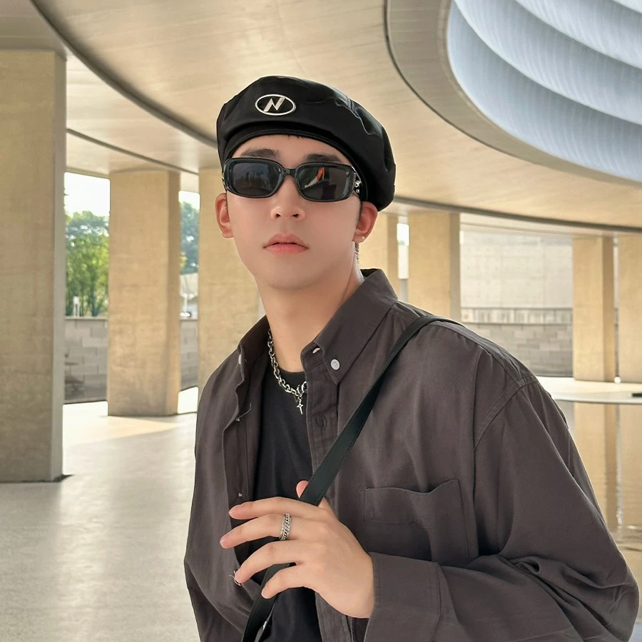 SUPERWZM街头潮牌贝雷帽男款时髦百搭黑色蓓蕾帽有型质感画家帽女