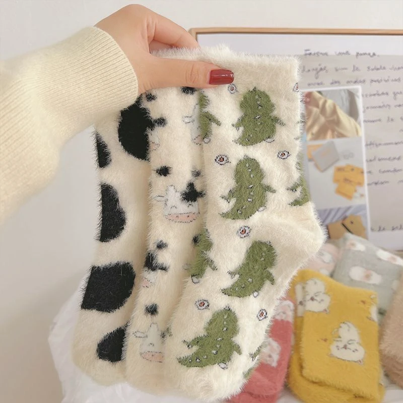 秋冬水貂绒袜子女奶牛中筒袜保暖珊瑚绒居家睡眠卡通月子袜地板袜