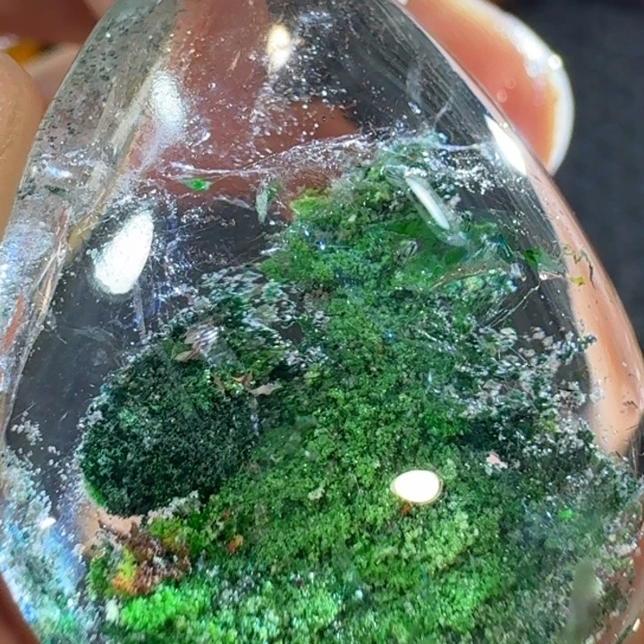 水晶颈饰未镶嵌浮**依