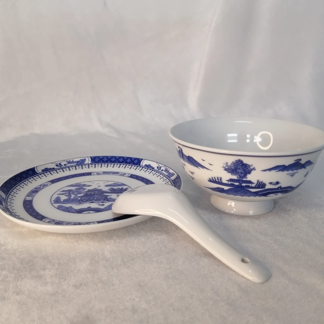 景德镇青花瓷高白釉下彩梧桐花三件套餐具家用微波炉高温瓷碗碟勺