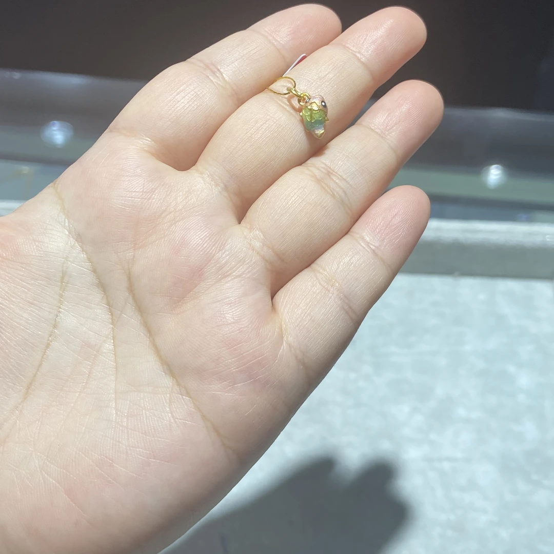 足金999 珐琅彩鱼滴溜 1.311