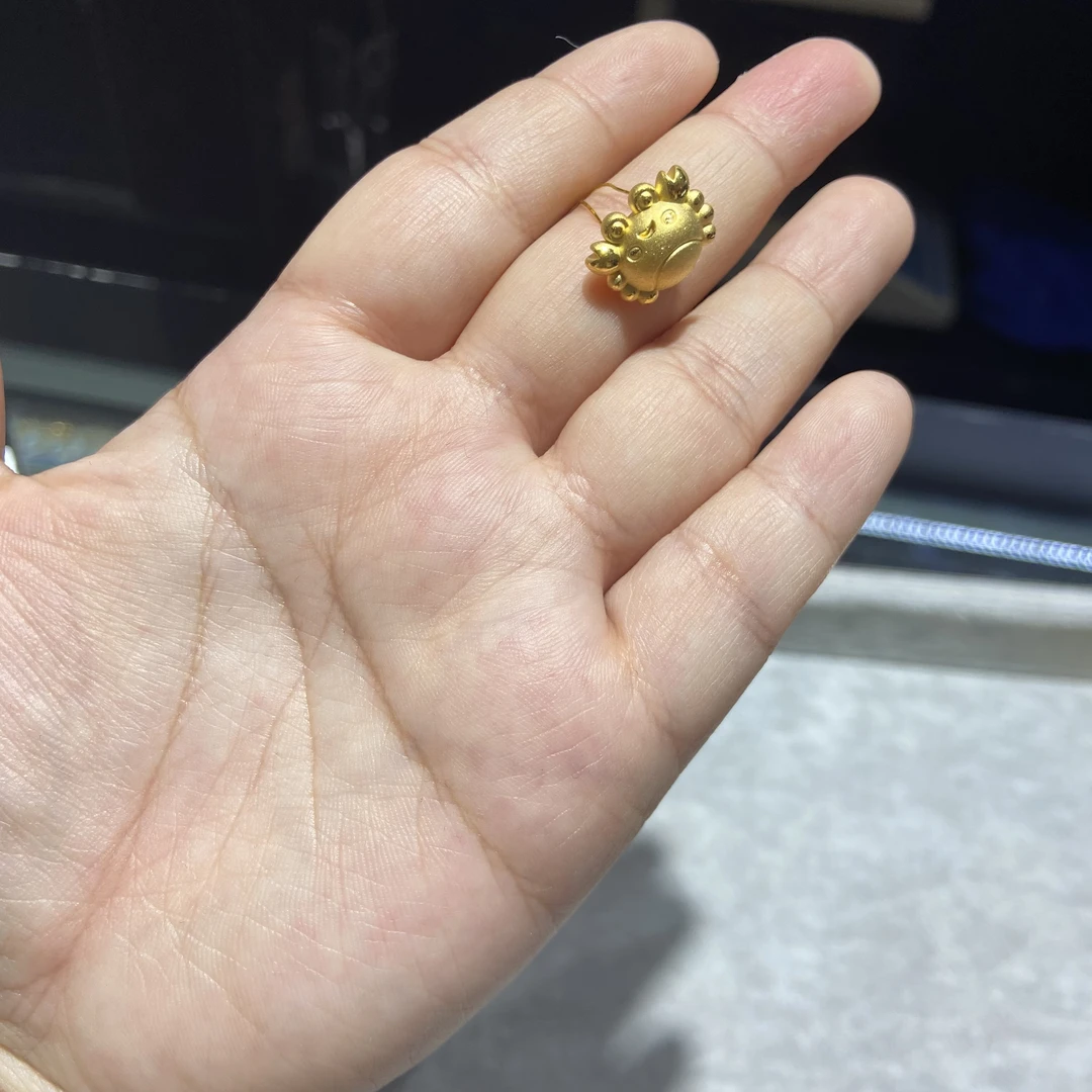 足金999 螃蟹通孔 0.892