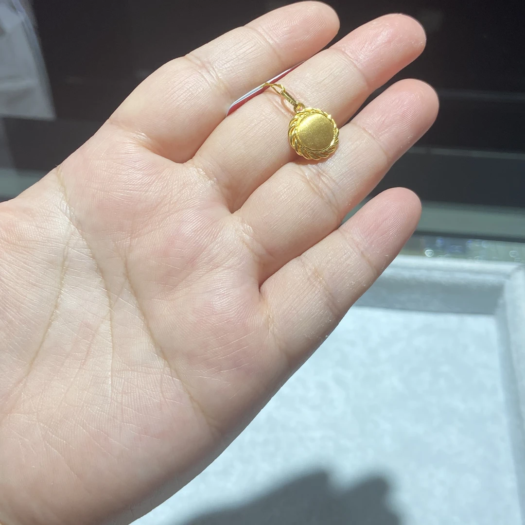 足金999 5G纽扣吊坠 2.637