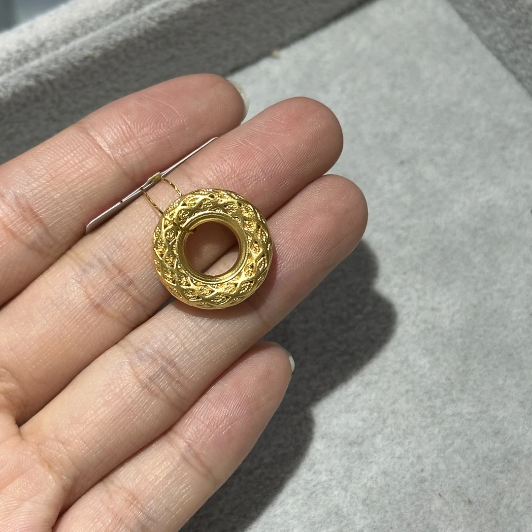 足金999 镂空平安扣 2.499